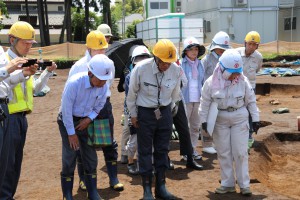 芦苅場遺跡熱心な参加者